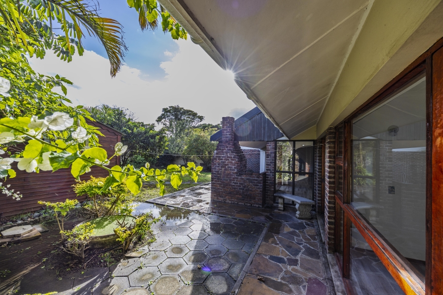 3 Bedroom Property for Sale in Bonza Bay Eastern Cape